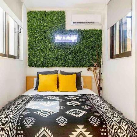 Downtown 22Sqm Green Nest King-Size Bed Athena Bagian luar foto